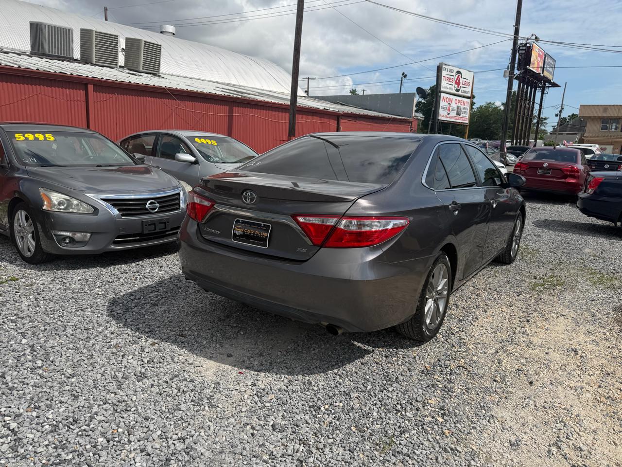 Toyota Camry SE 2017