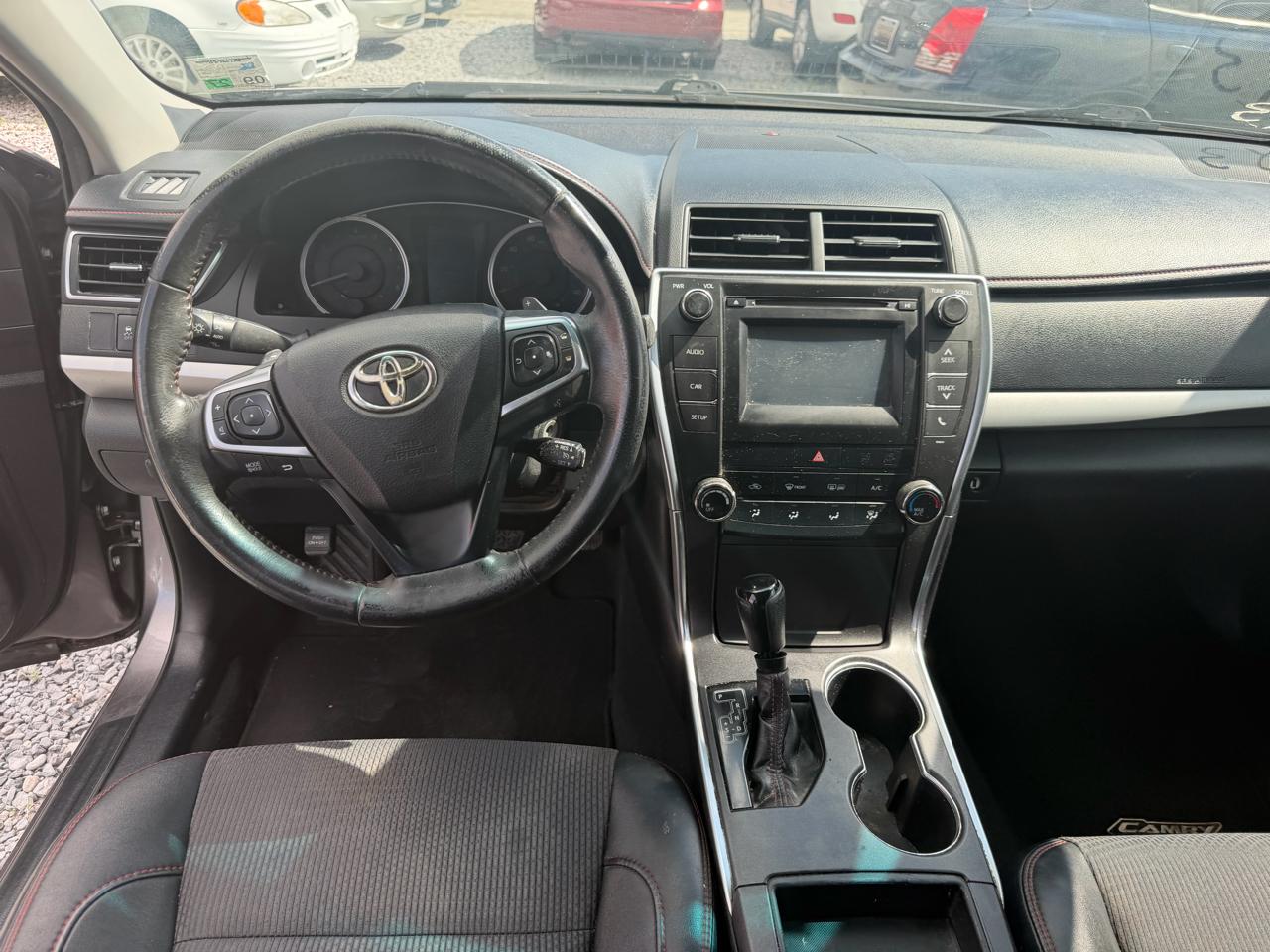 Toyota Camry SE 2017