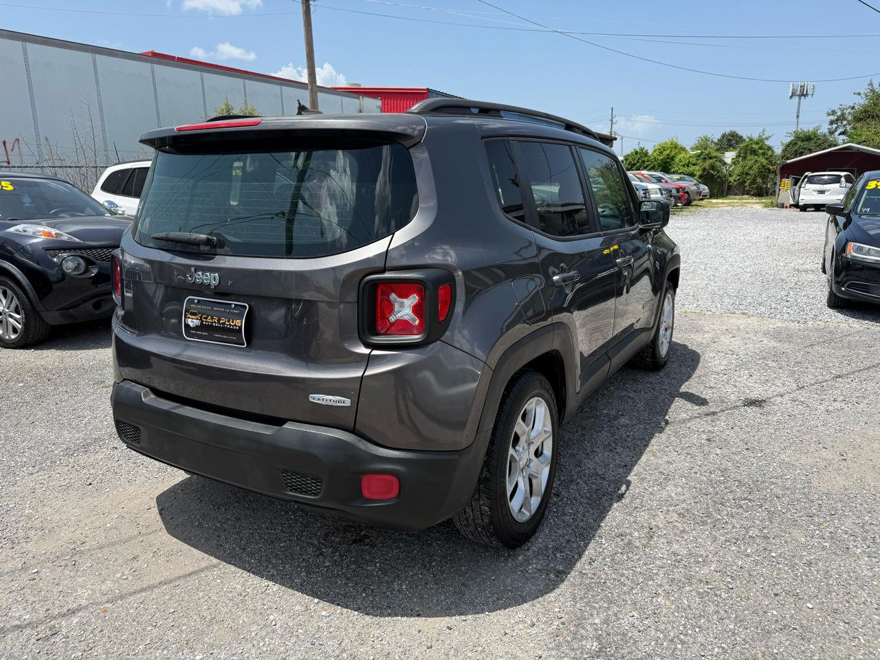 Jeep Renegade Latitude FWD 2017