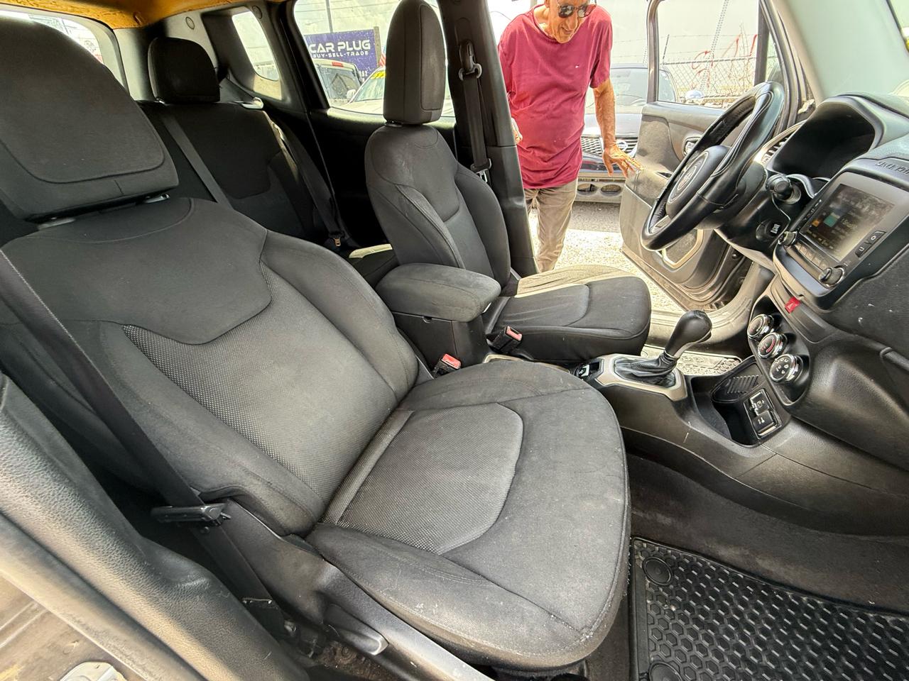 Jeep Renegade Latitude FWD 2017