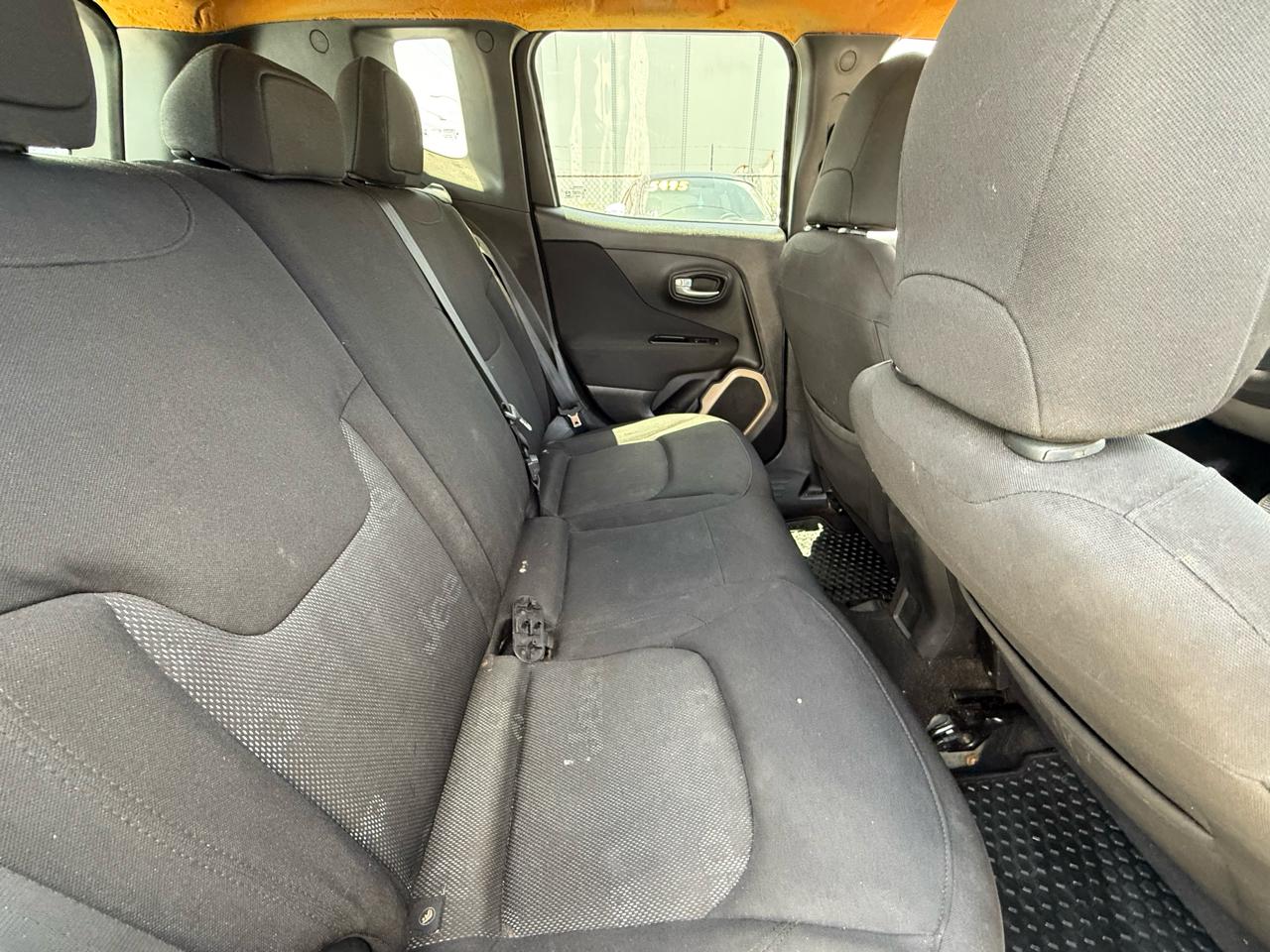 Jeep Renegade Latitude FWD 2017