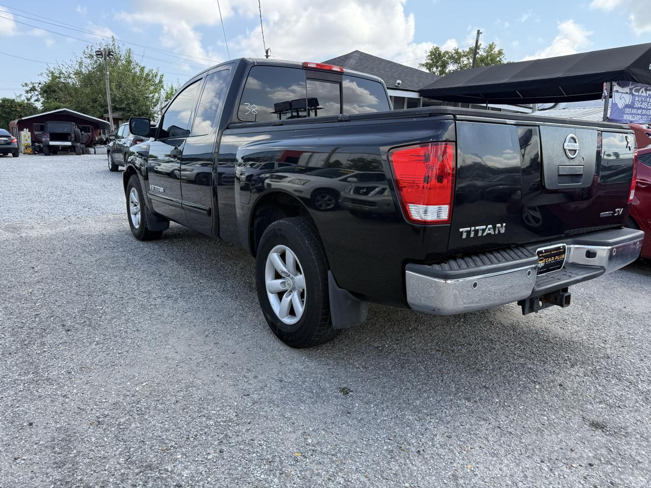 Nissan Titan SV King Cab 2WD 2011