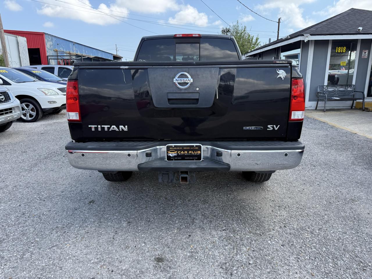 Nissan Titan SV King Cab 2WD 2011