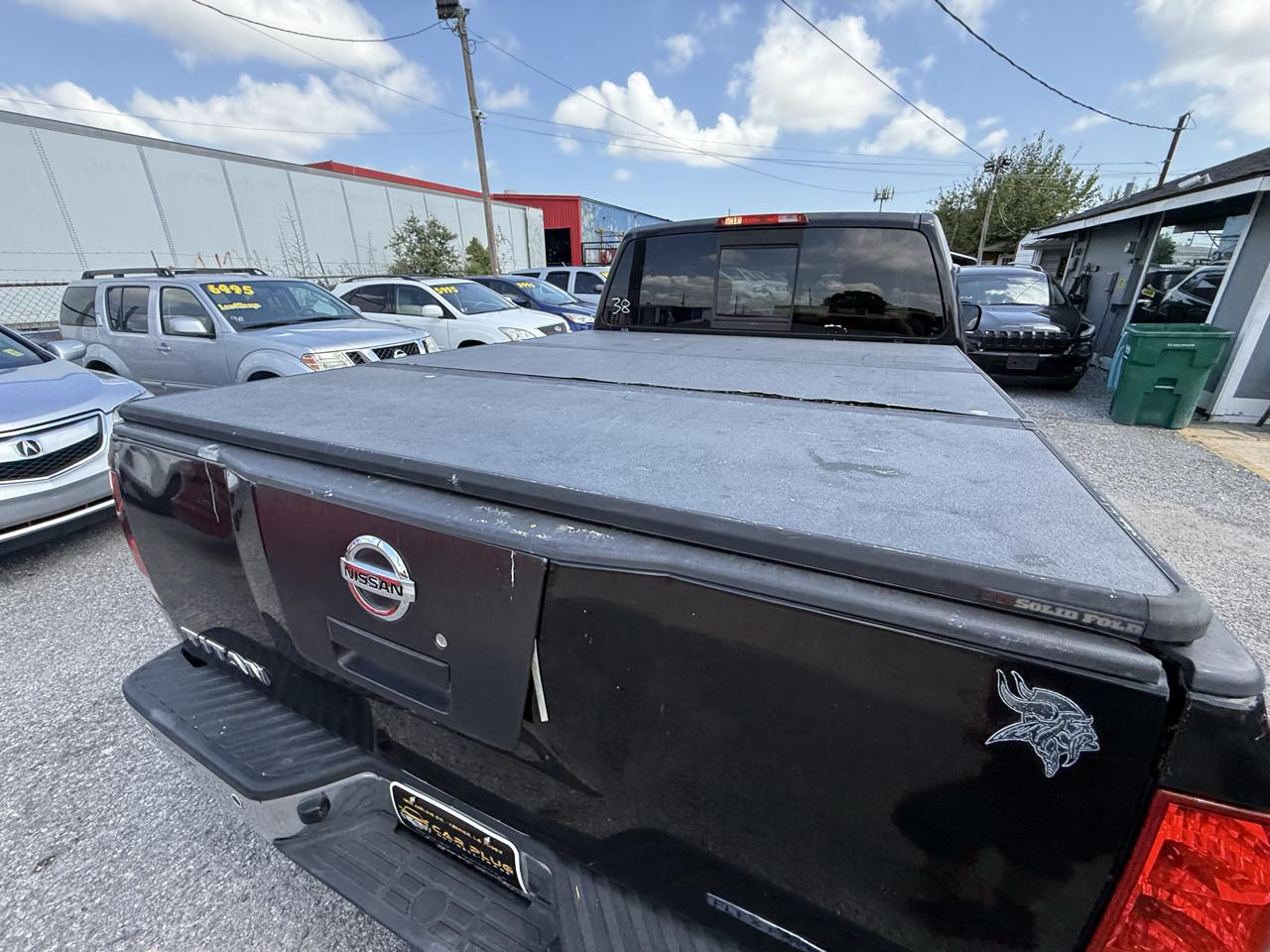 Nissan Titan SV King Cab 2WD 2011