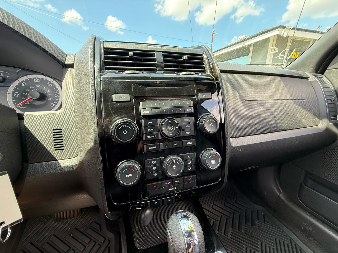 Ford Escape Limited FWD 2010