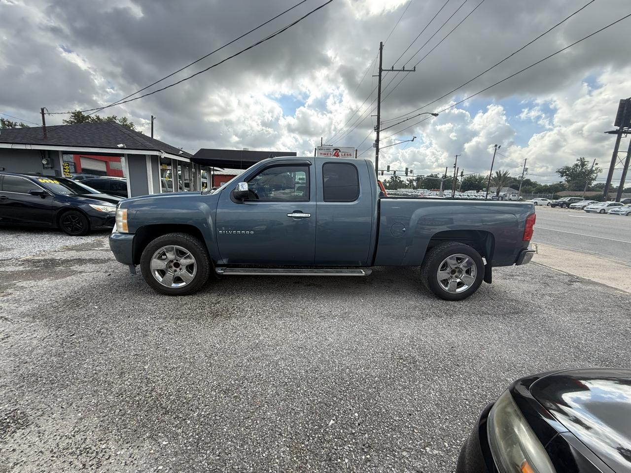Chevrolet Silverado 1500 LT Ext. Cab Long Box 2WD 2011