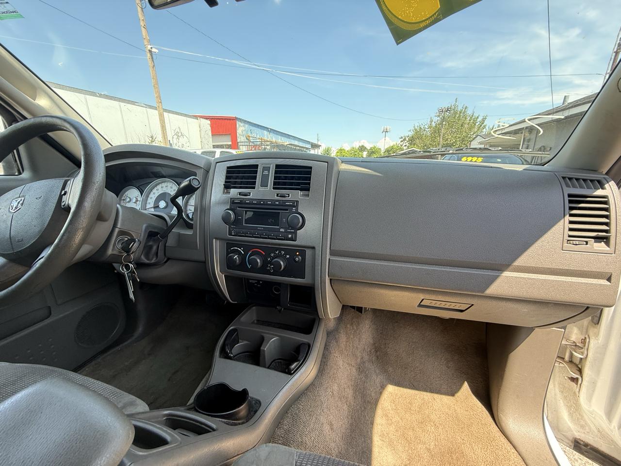 Dodge Dakota SLT Club Cab 2WD 2007