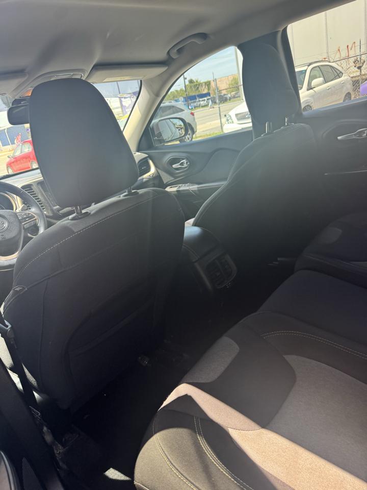 Jeep Cherokee Latitude 4WD 2014