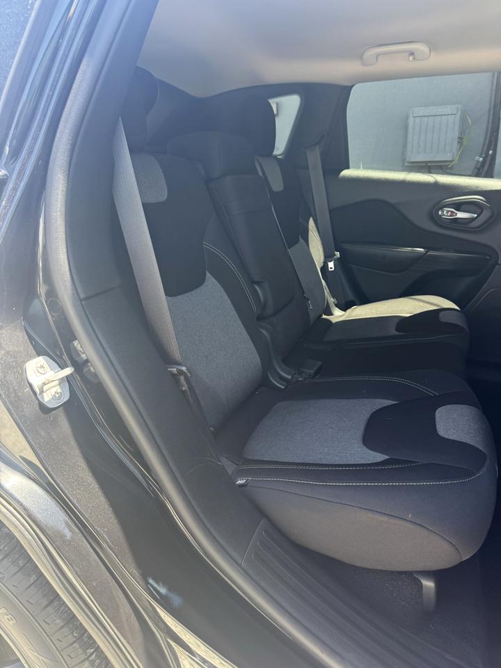 Jeep Cherokee Latitude 4WD 2014
