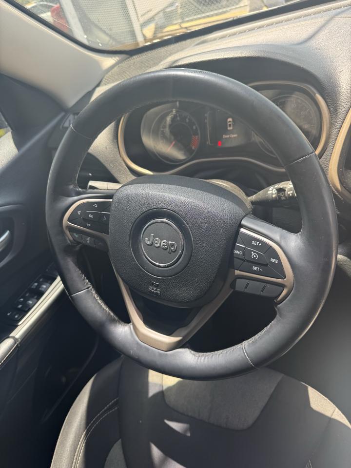 Jeep Cherokee Latitude 4WD 2014