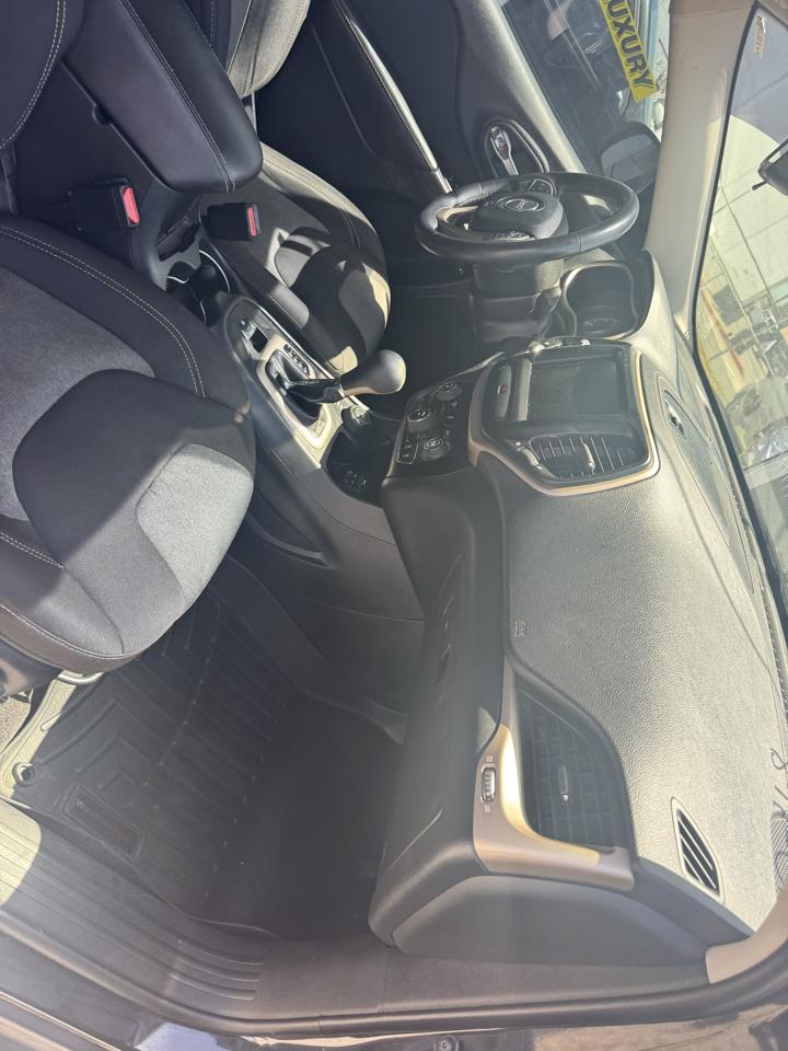 Jeep Cherokee Latitude 4WD 2014