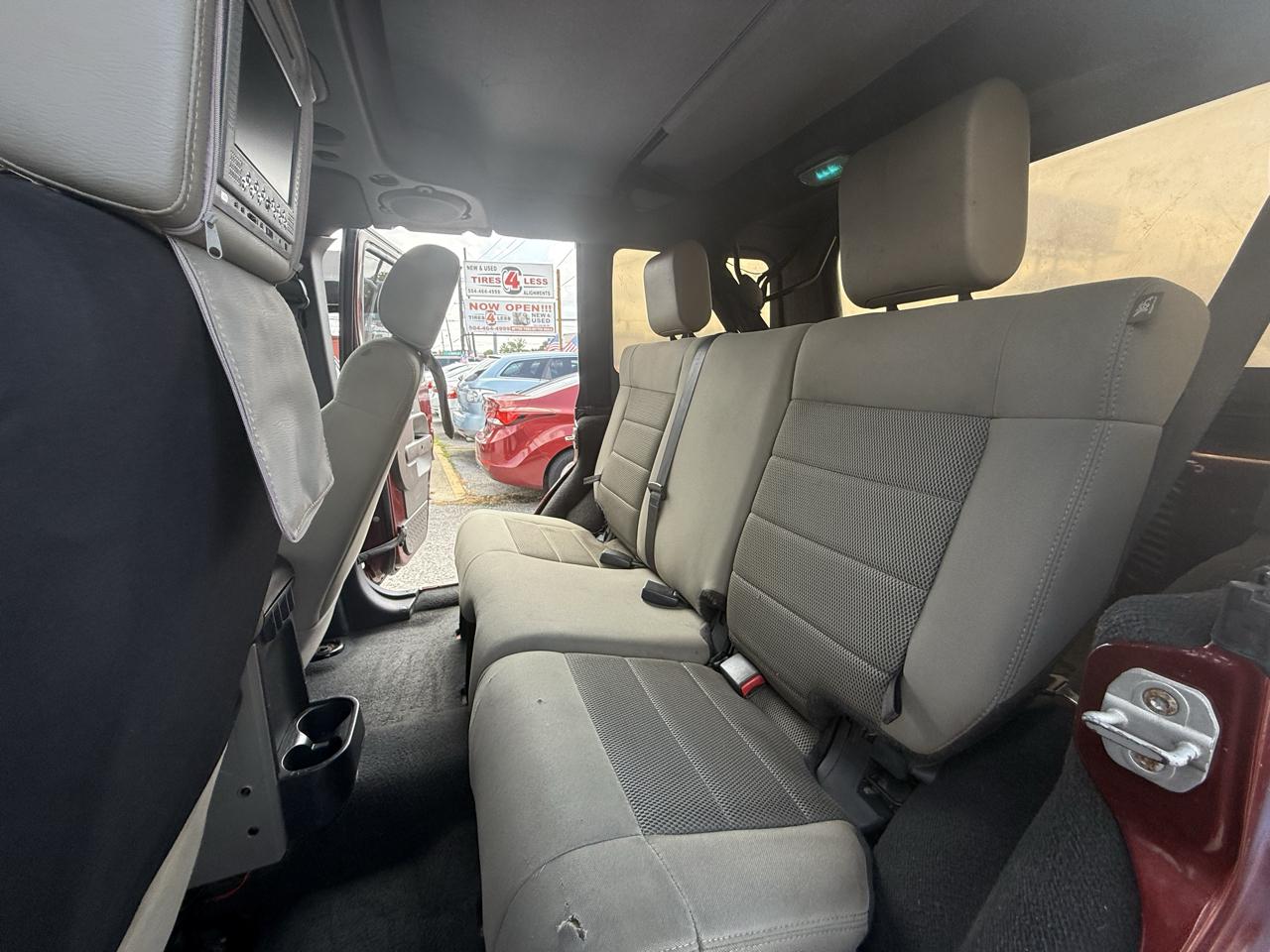 Jeep Wrangler Unlimited Sahara 2WD 2008