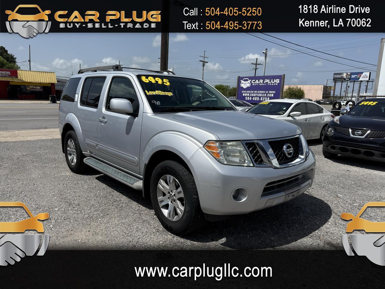 Nissan Pathfinder LE 4WD 2010