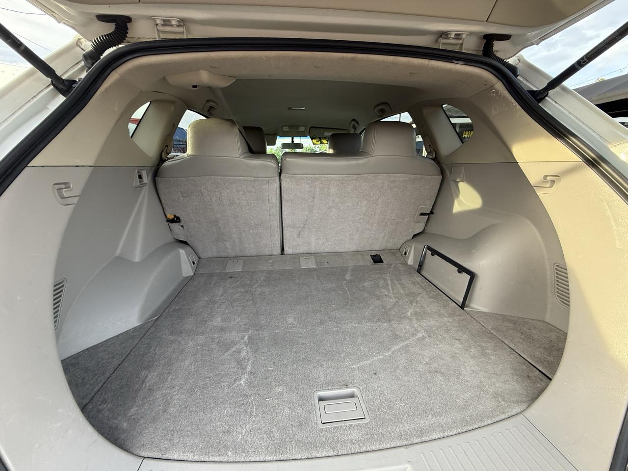 Nissan Rogue S FWD Krom Edition 2012