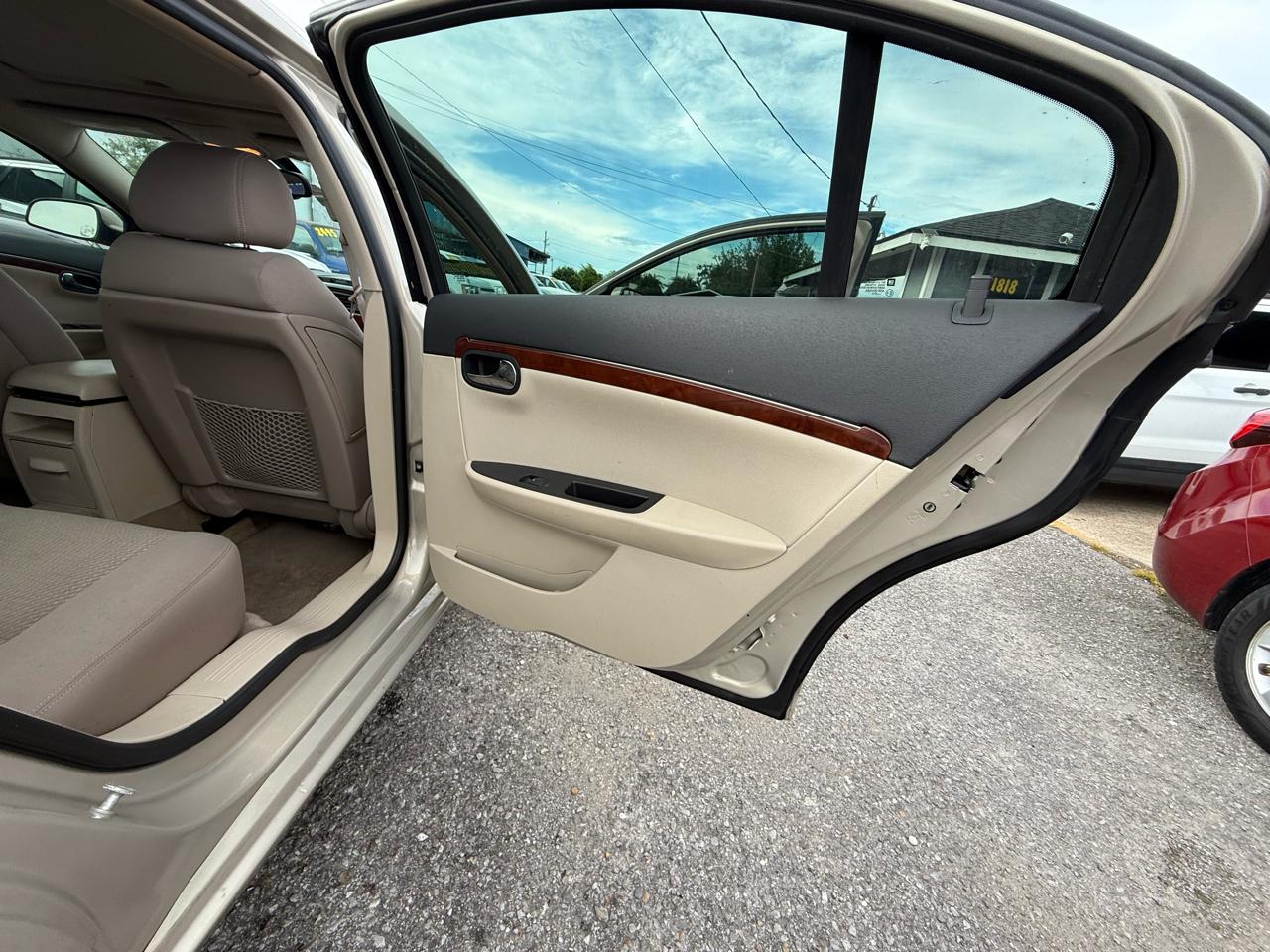 Saturn Aura XE 2009