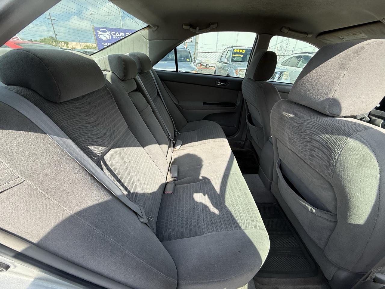 Toyota Camry LE 2005