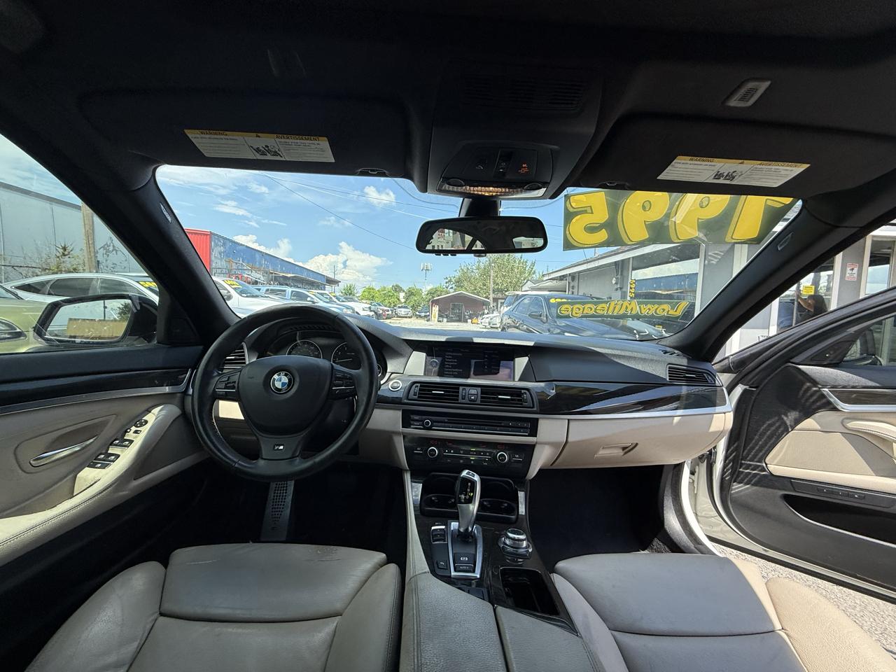 BMW 5-Series 550i 2012