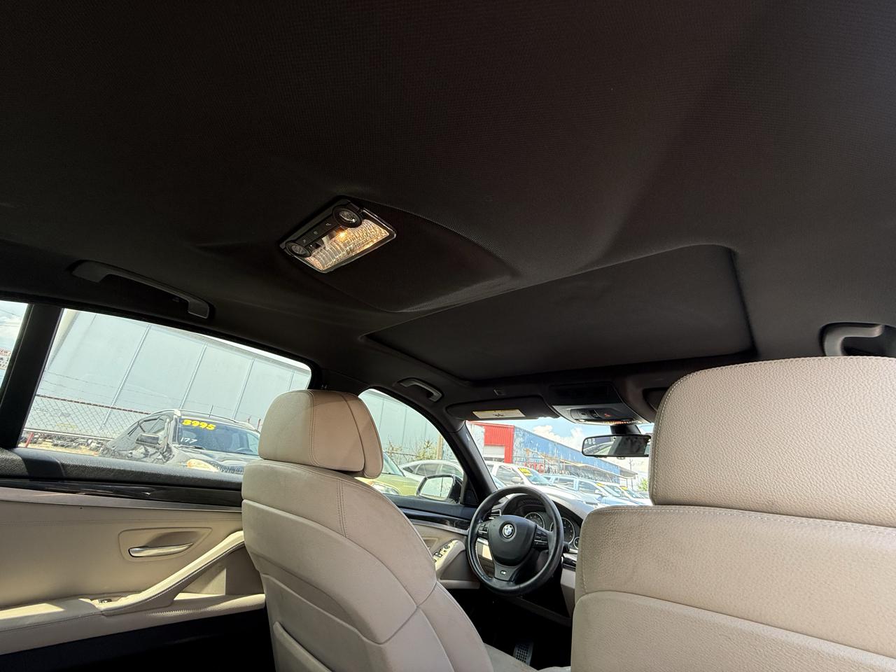 BMW 5-Series 550i 2012