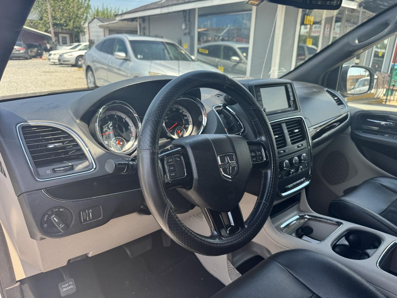 Dodge Grand Caravan SXT 2019