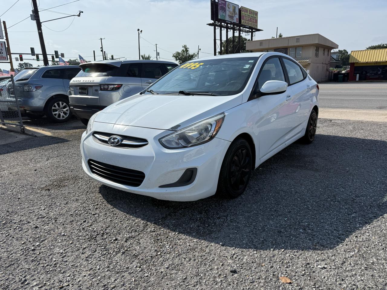 Hyundai Accent SE 4-Door 6A 2017