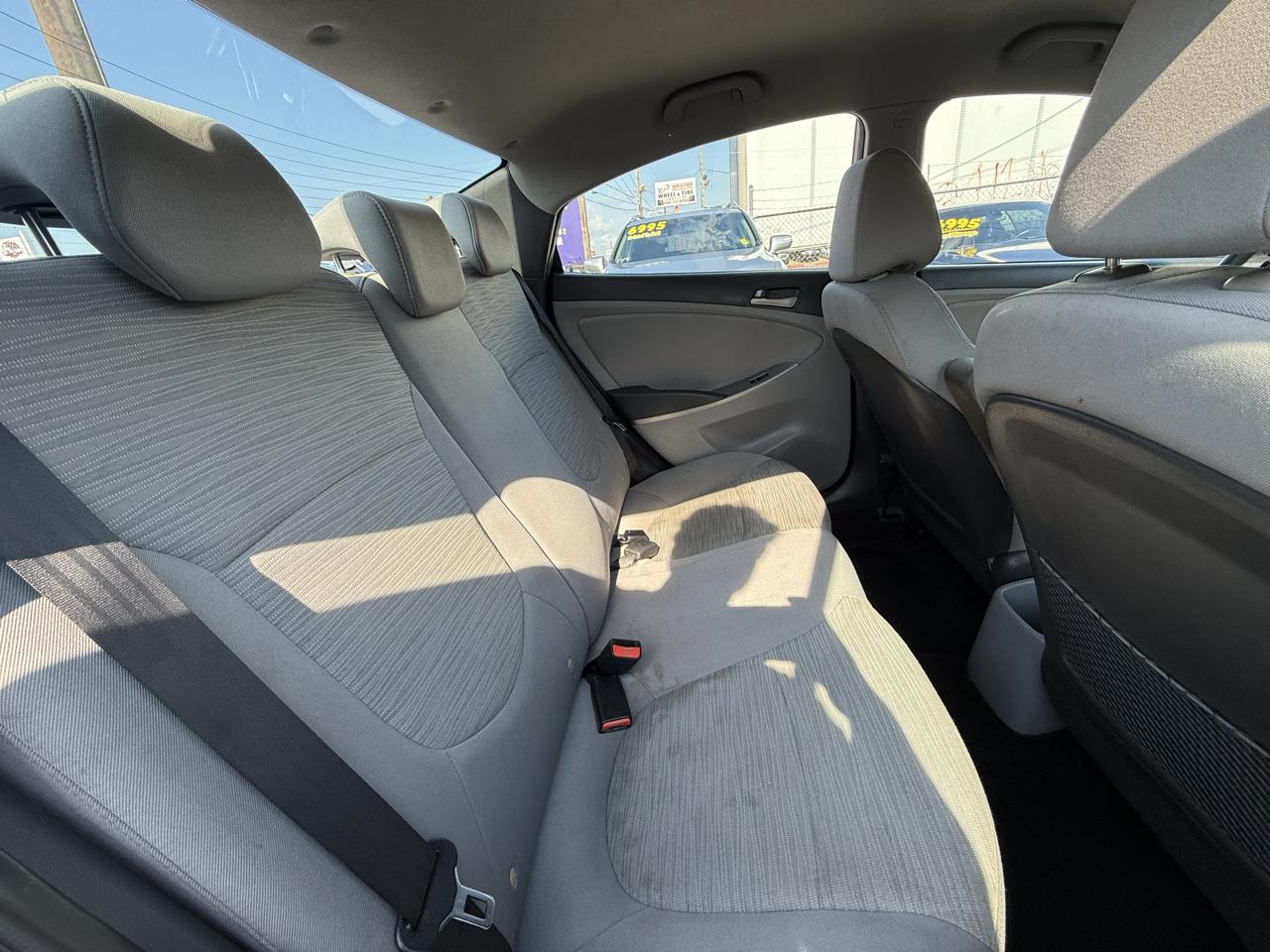 Hyundai Accent SE 4-Door 6A 2017