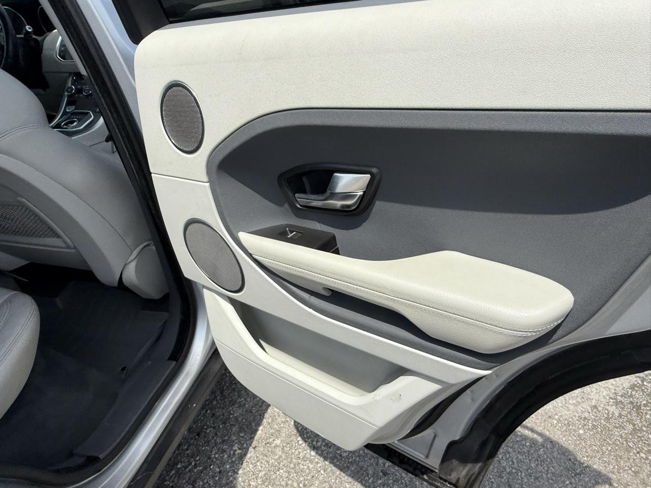 Land Rover Range Rover Evoque Pure Premium 5-Door 2014