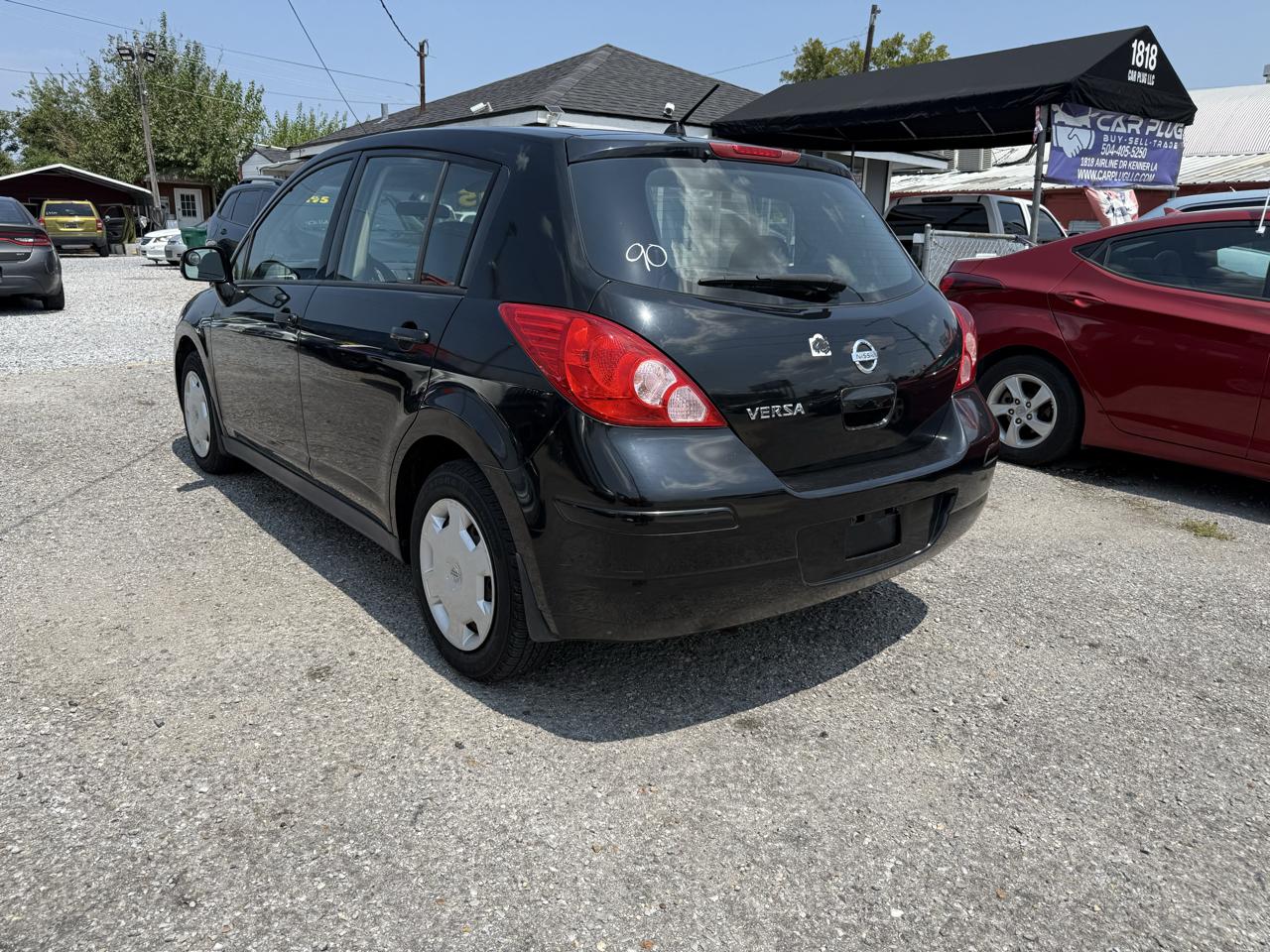 Nissan Versa 1.8 S Hatchback 2009