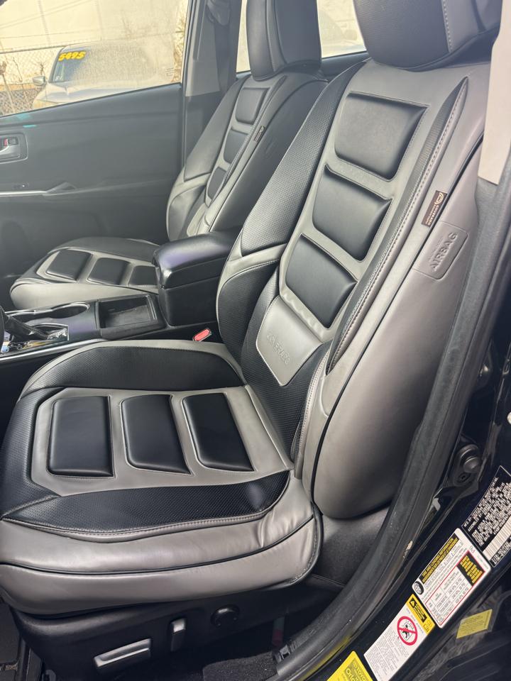 Toyota Camry SE 2015