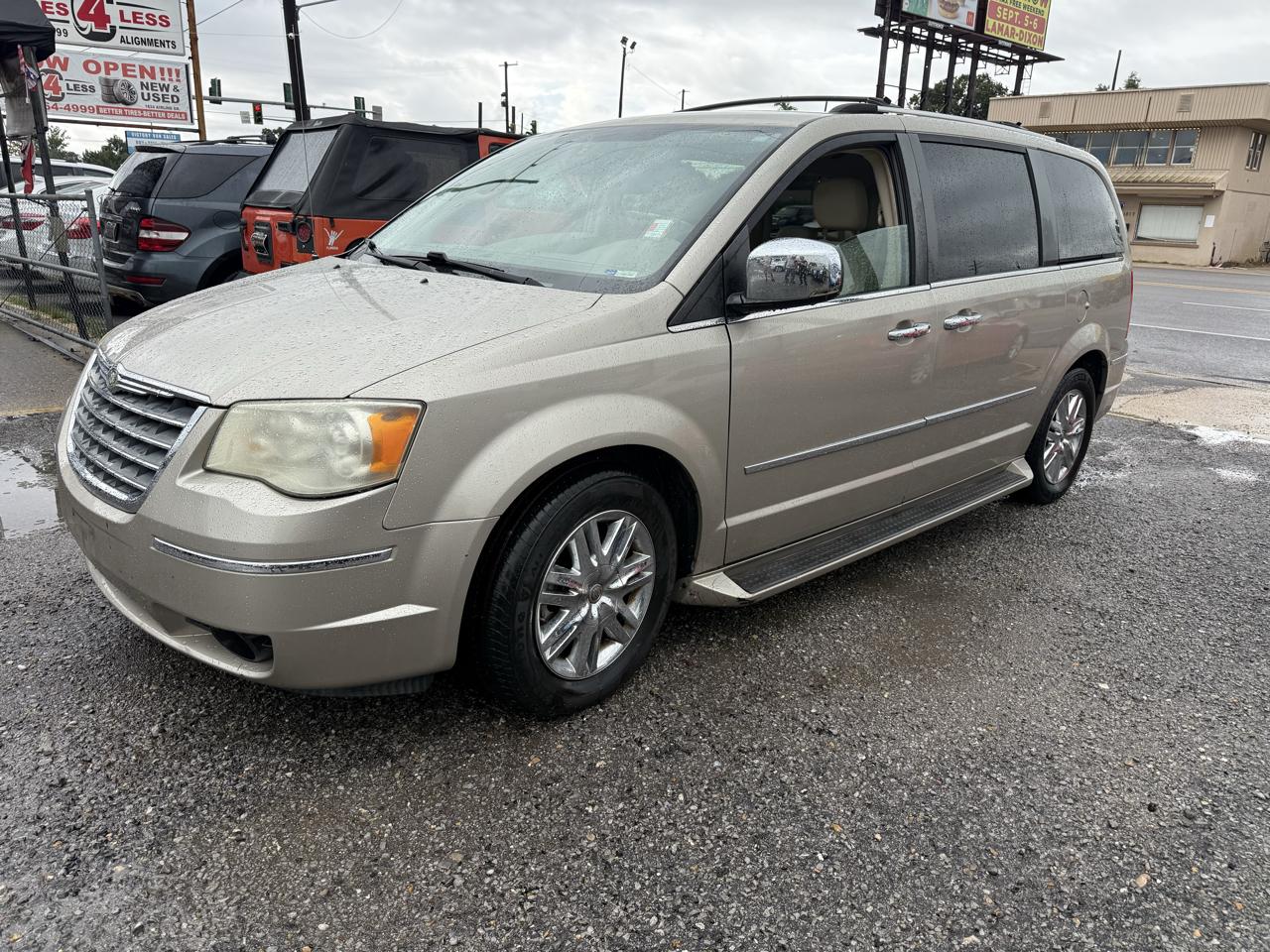 Chrysler Town & Country Limited 2009