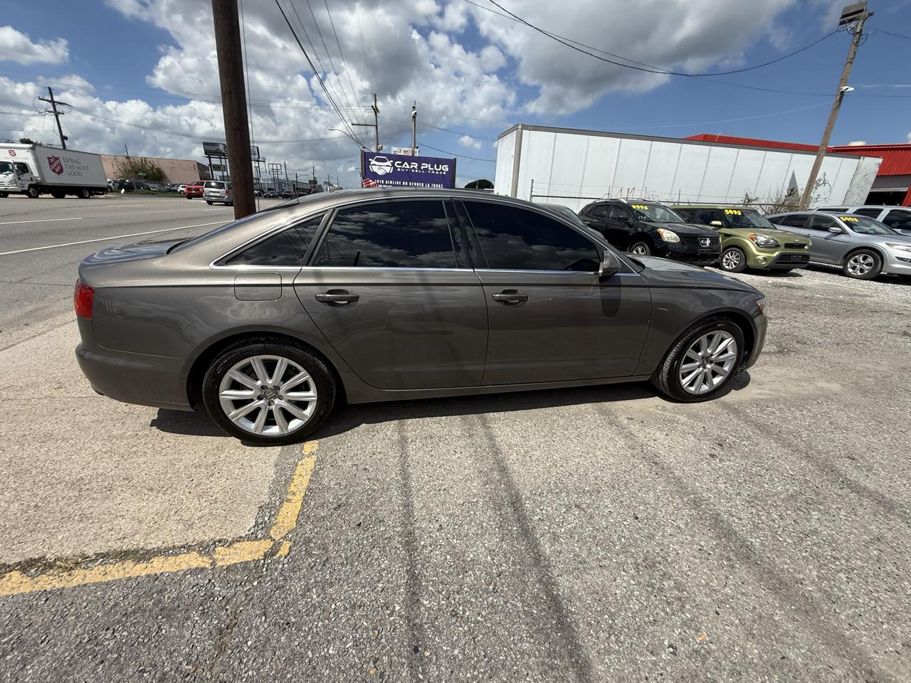 Audi A6 2.0T Premium Sedan FrontTrak Multitronic 2013