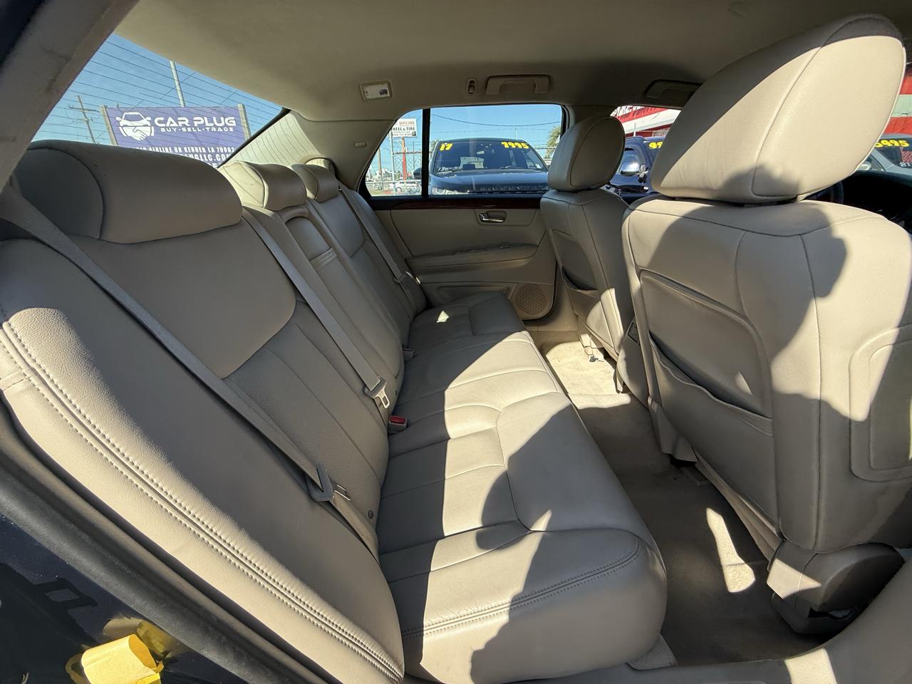 Cadillac DTS Sedan 2007