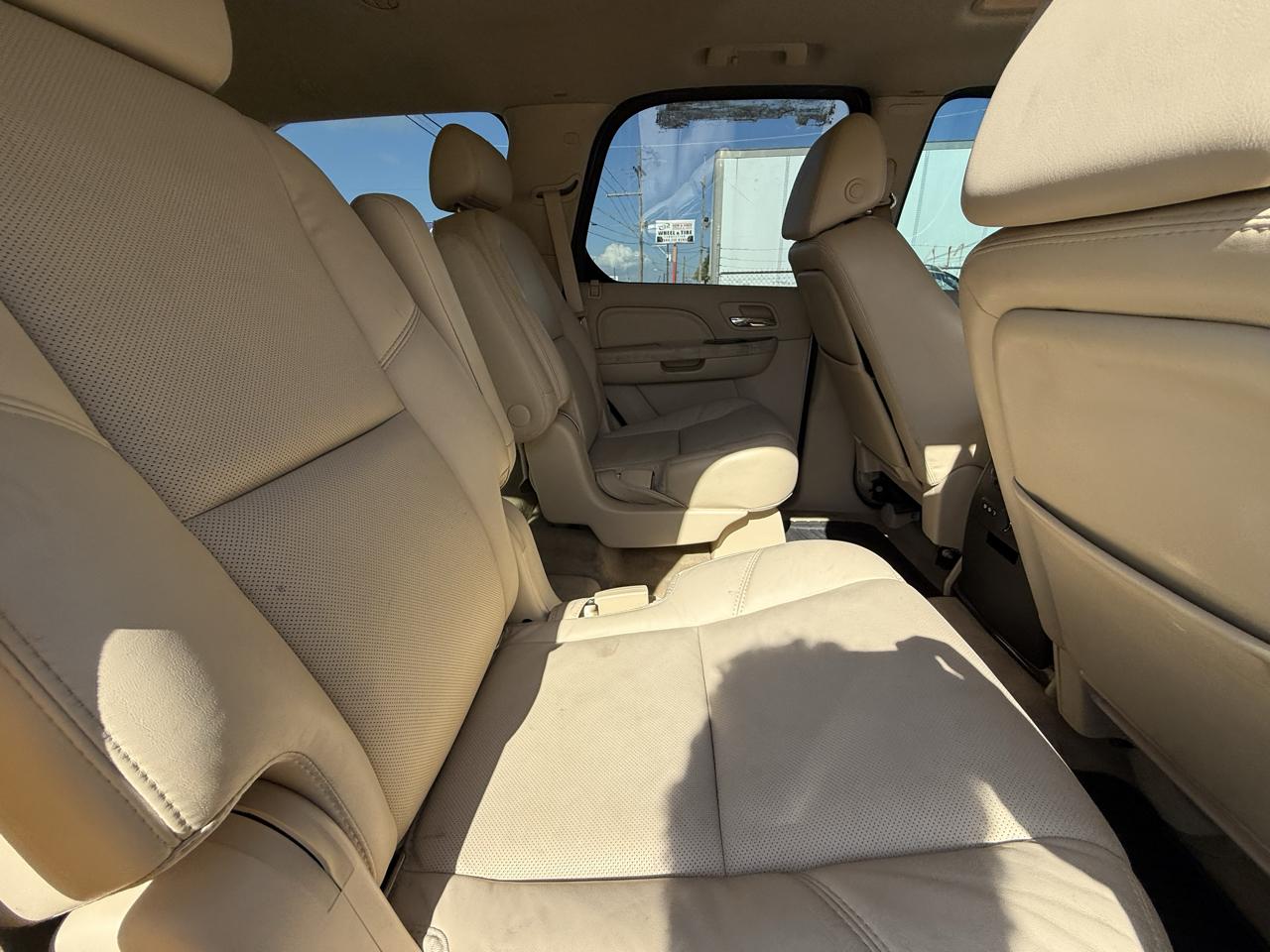 Cadillac Escalade 2WD 2007