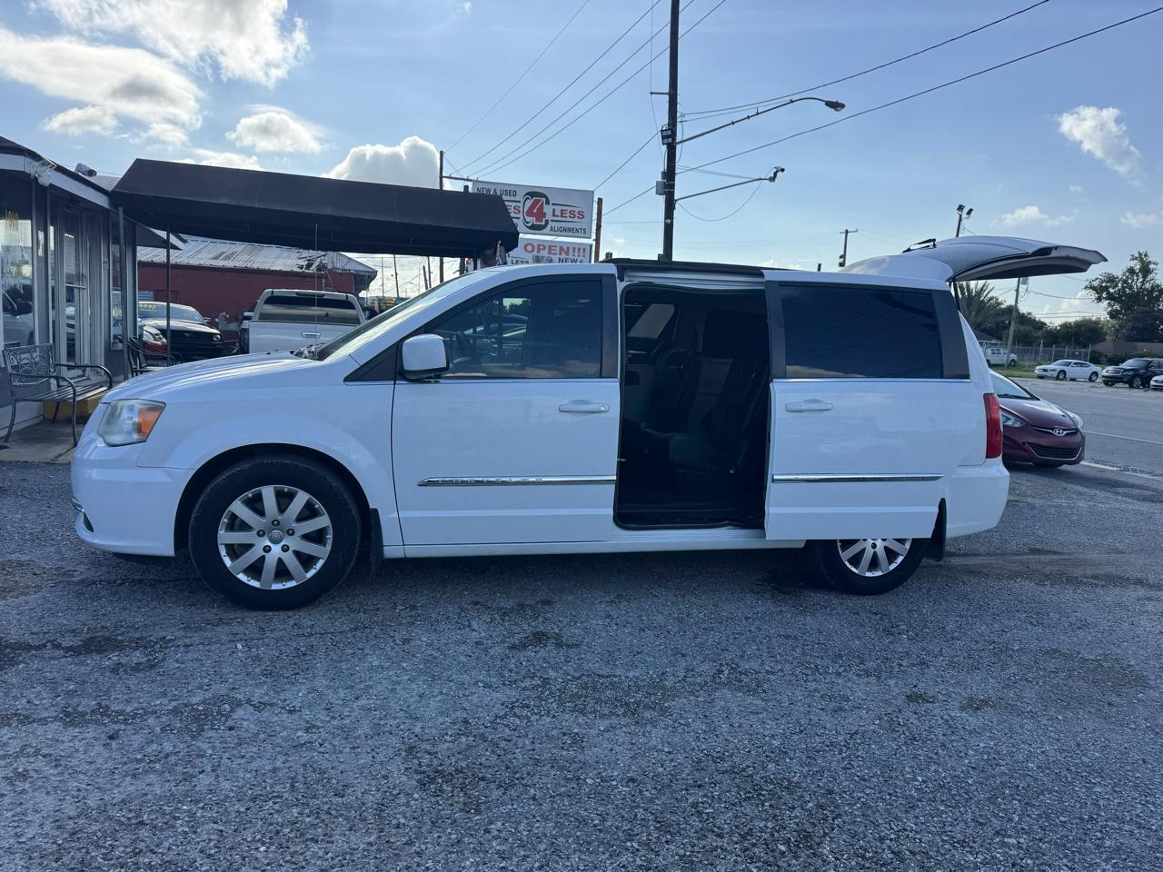 Chrysler Town & Country Touring 2014