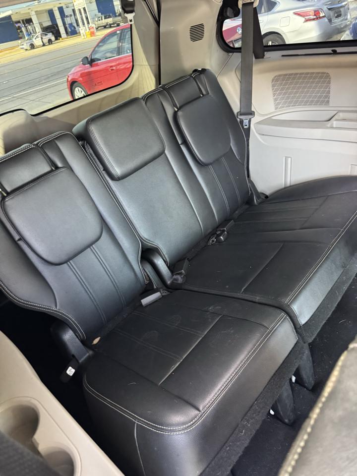 Chrysler Town & Country Touring 2014