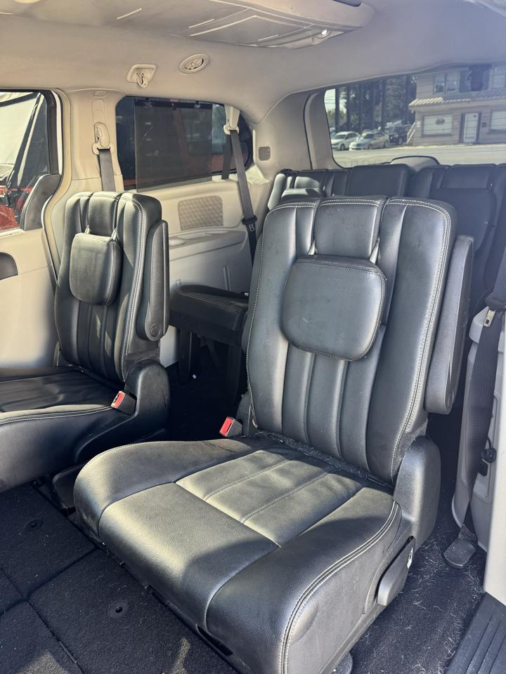 Chrysler Town & Country Touring 2014
