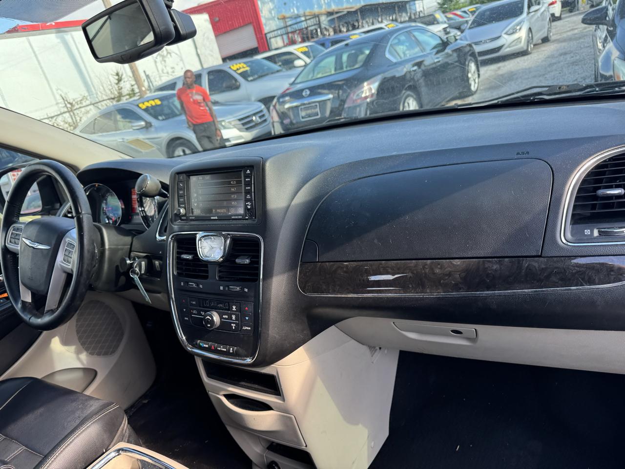 Chrysler Town & Country Touring 2014