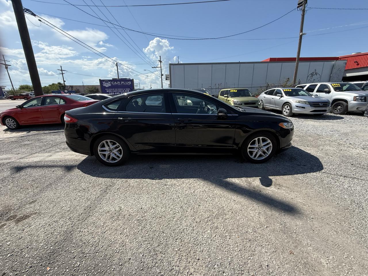 Ford Fusion SE 2016