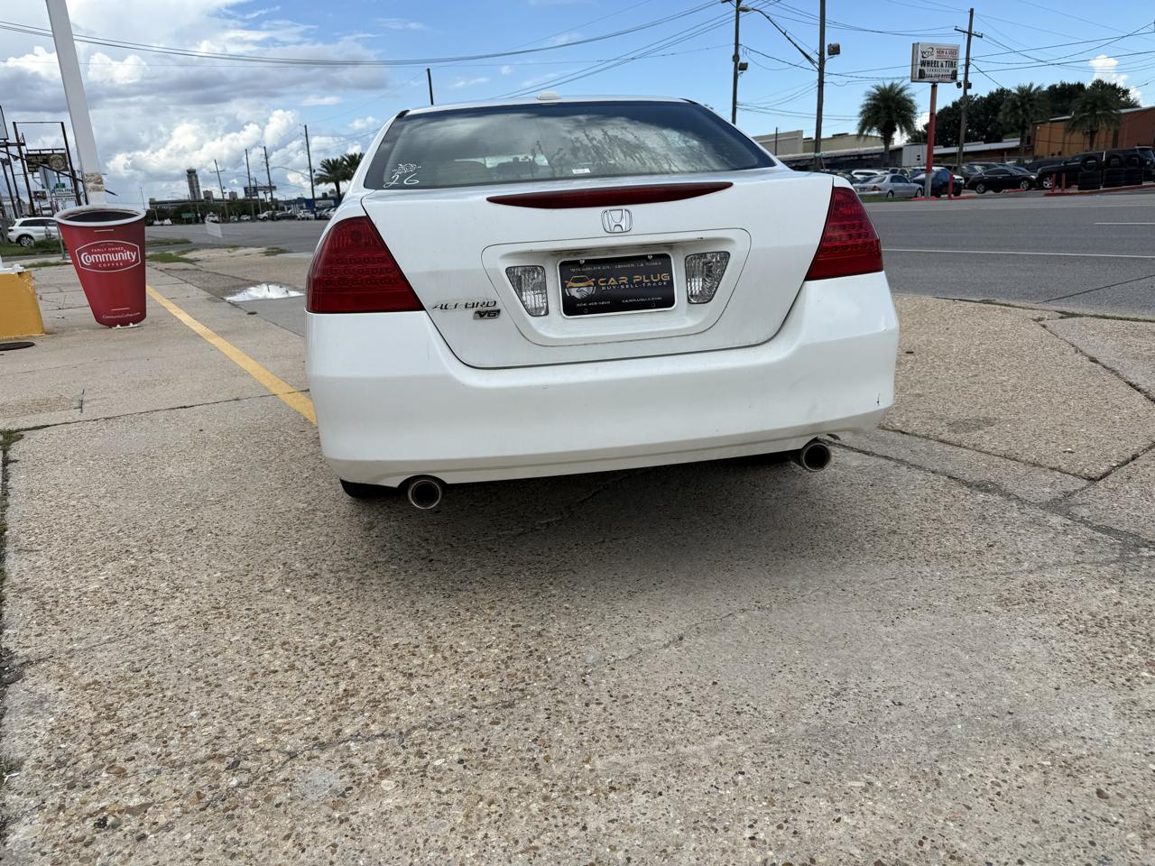Honda Accord EX V-6 Sedan AT w/ Nav System/ XM Radio 2006