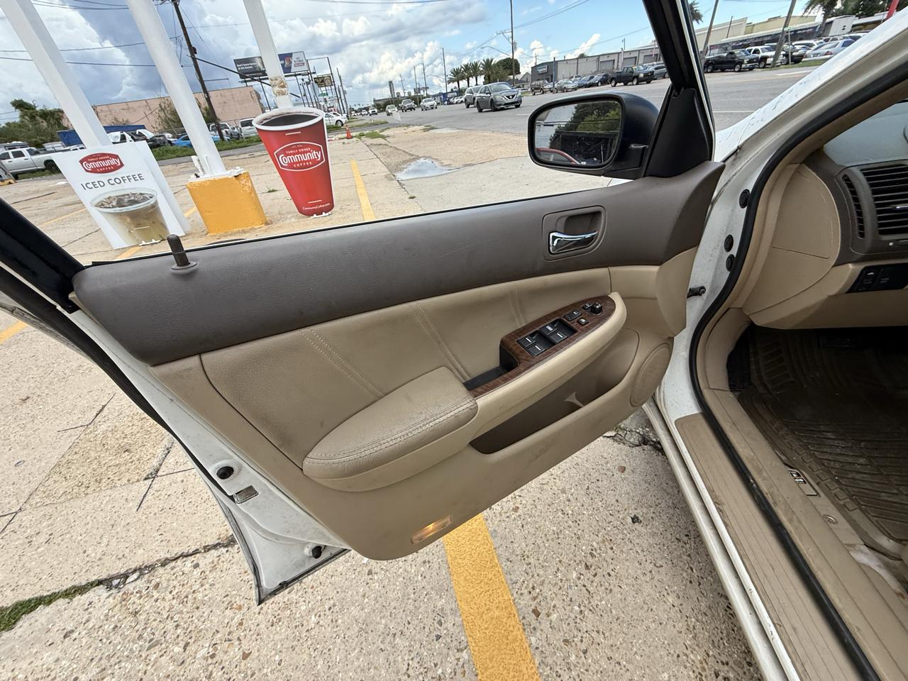 Honda Accord EX V-6 Sedan AT w/ Nav System/ XM Radio 2006