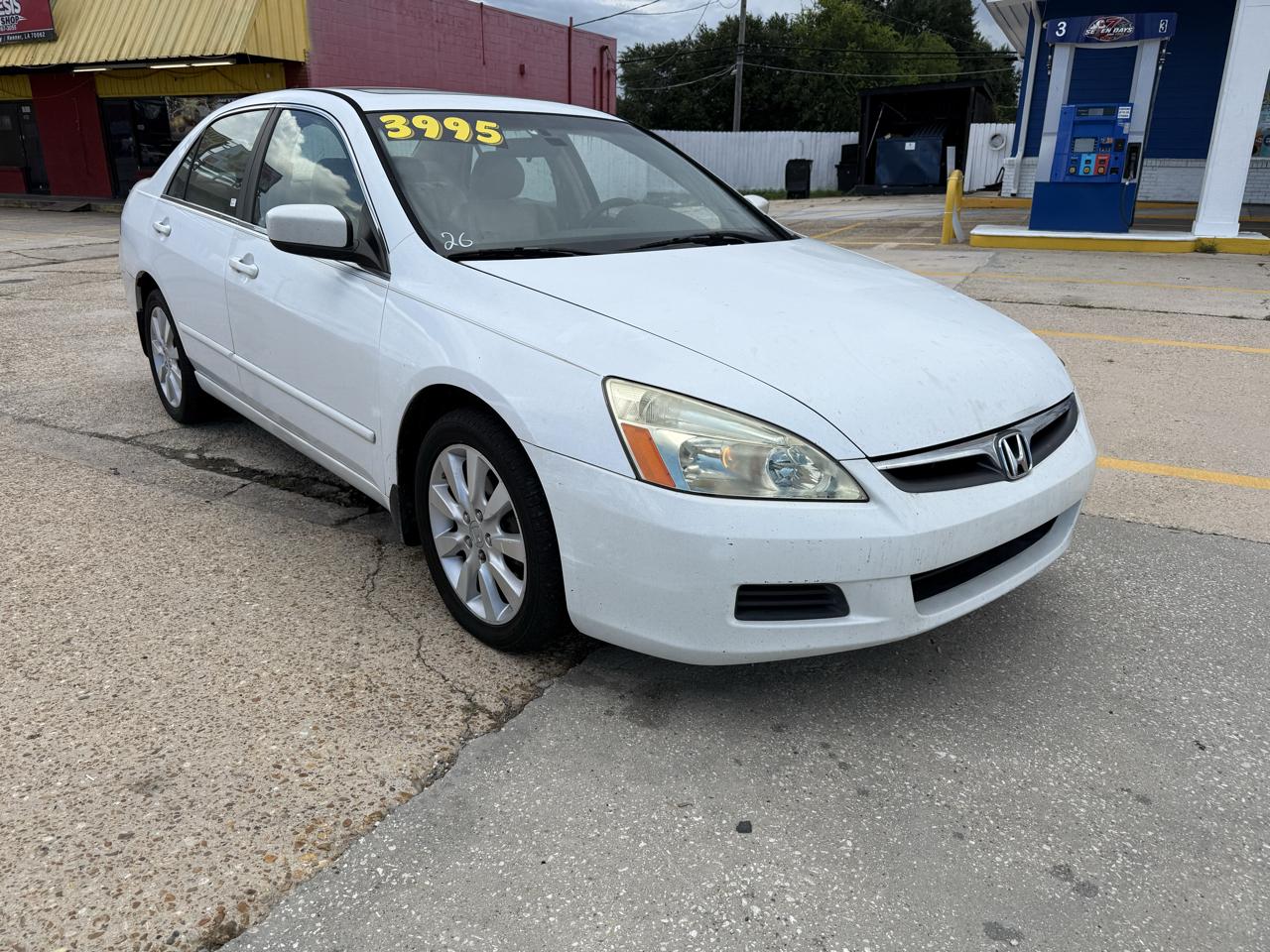 Honda Accord EX V-6 Sedan AT w/ Nav System/ XM Radio 2006