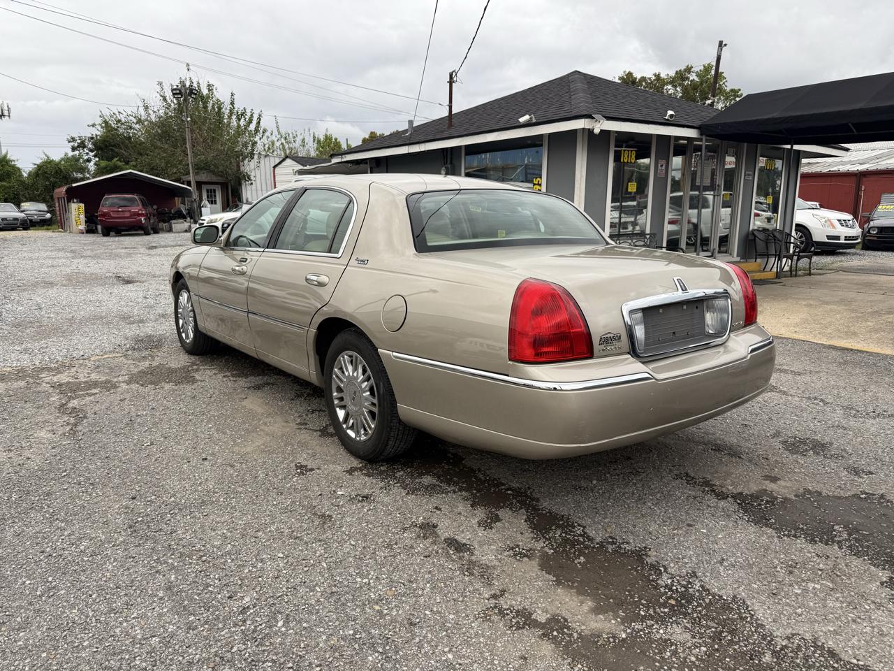 Lincoln Town Car Signature Limited 2008