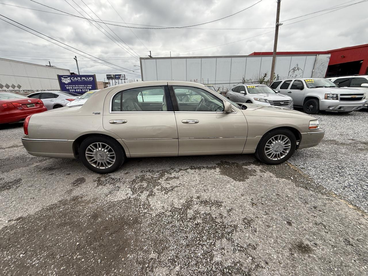 Lincoln Town Car Signature Limited 2008