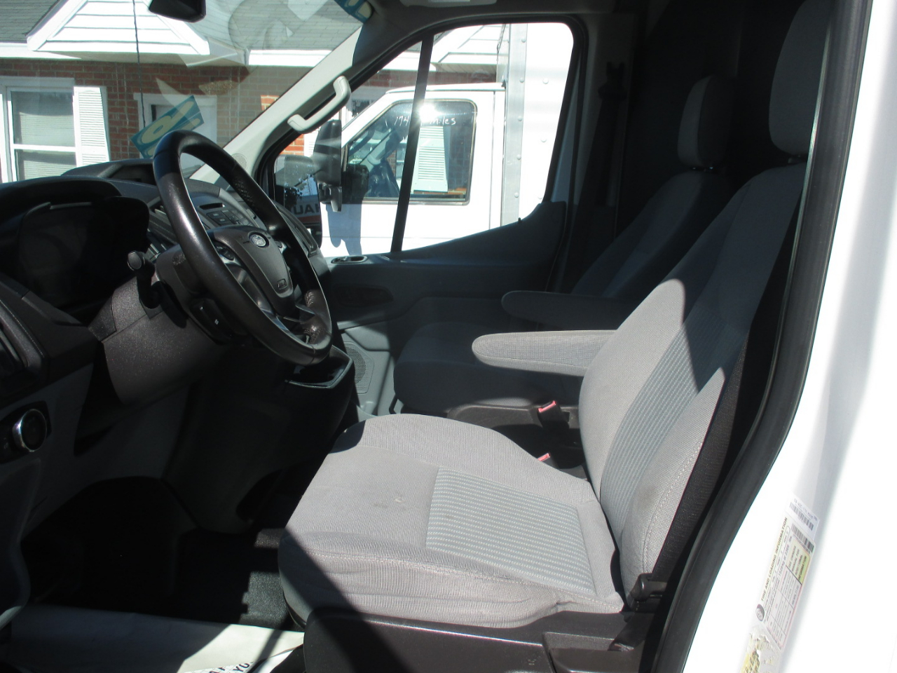 Ford Transit Cargo Van T-250 148" EL Hi Rf 9000 GVWR Sliding RH Dr 2016 Ford Transit Cargo Van T-250 148" EL Hi Rf 9000 GVWR Sliding RH Dr 2016