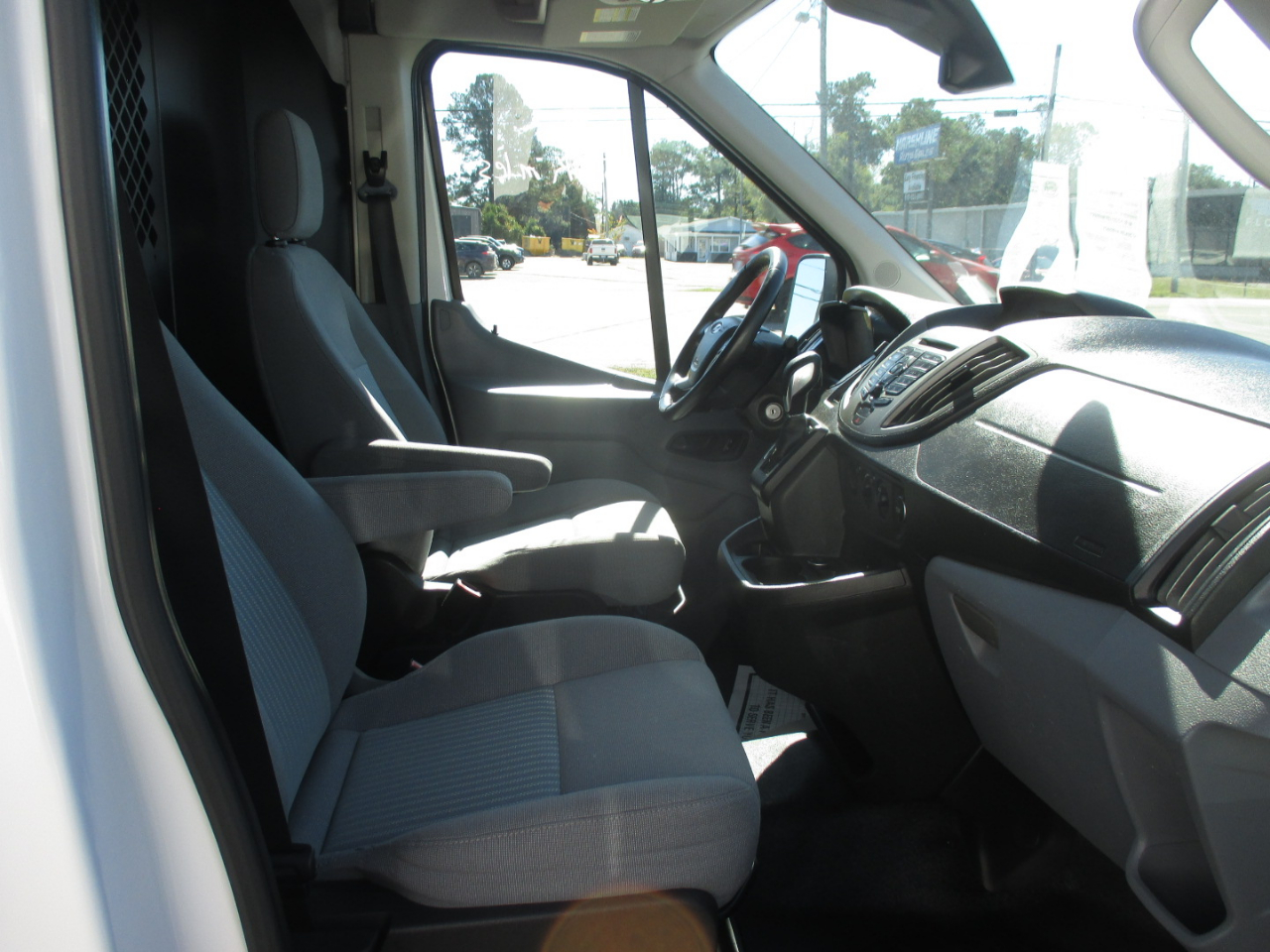 Ford Transit Cargo Van T-250 148" EL Hi Rf 9000 GVWR Sliding RH Dr 2016 Ford Transit Cargo Van T-250 148" EL Hi Rf 9000 GVWR Sliding RH Dr 2016
