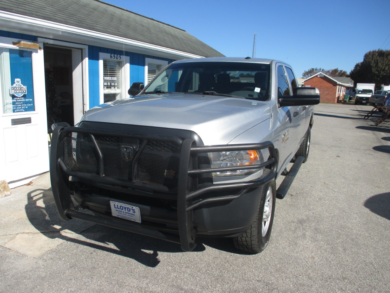 2017 RAM 3500 Tradesman 4x4 Crew Cab 8' Box