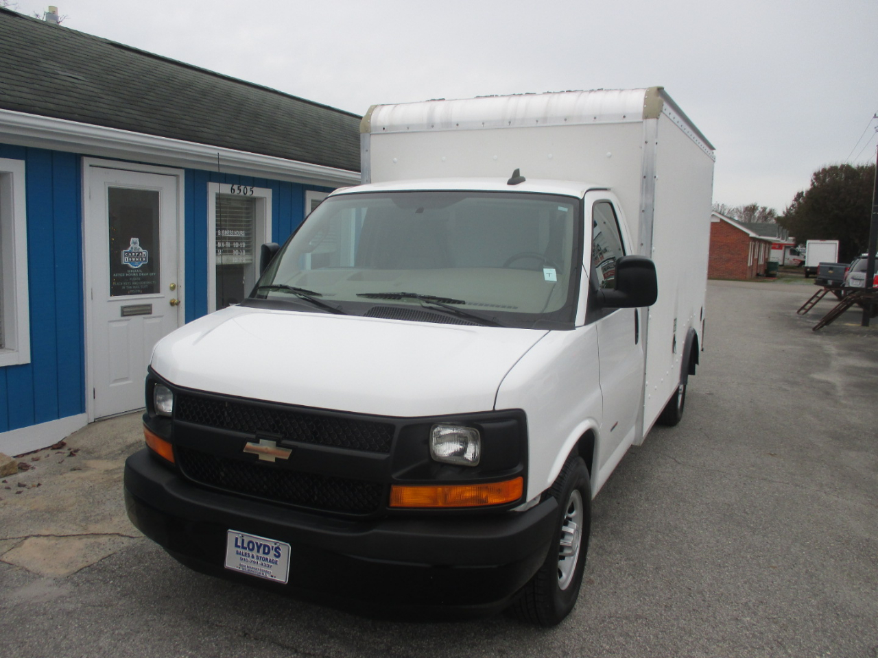 2016 Chevrolet Express Commercial Cutaway 3500 Van 159" Diesel