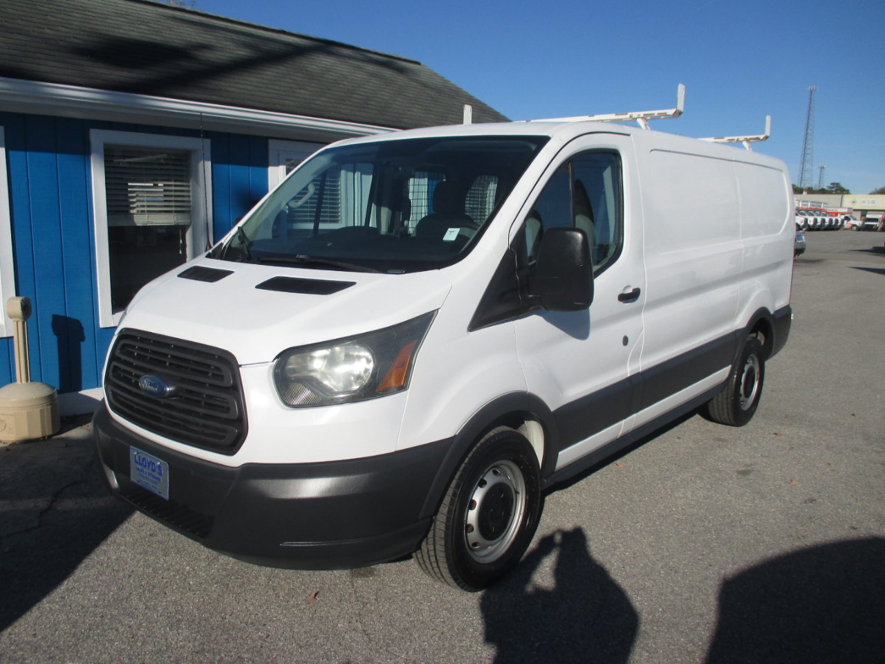 Ford Transit Cargo Van T-150 130" Low Rf 8600 GVWR Swing-Out RH Dr 2015