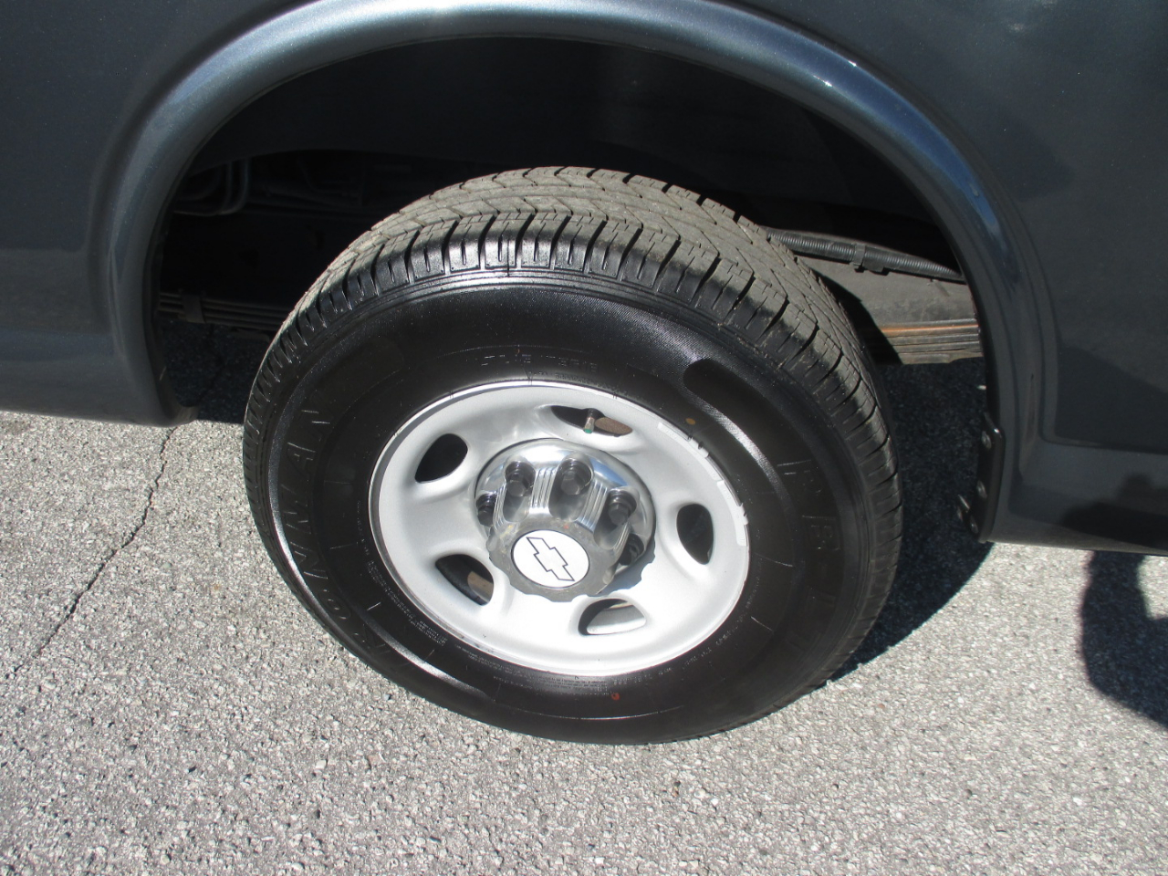 Chevrolet Express Passenger RWD 3500 155" LT w/1LT 2017