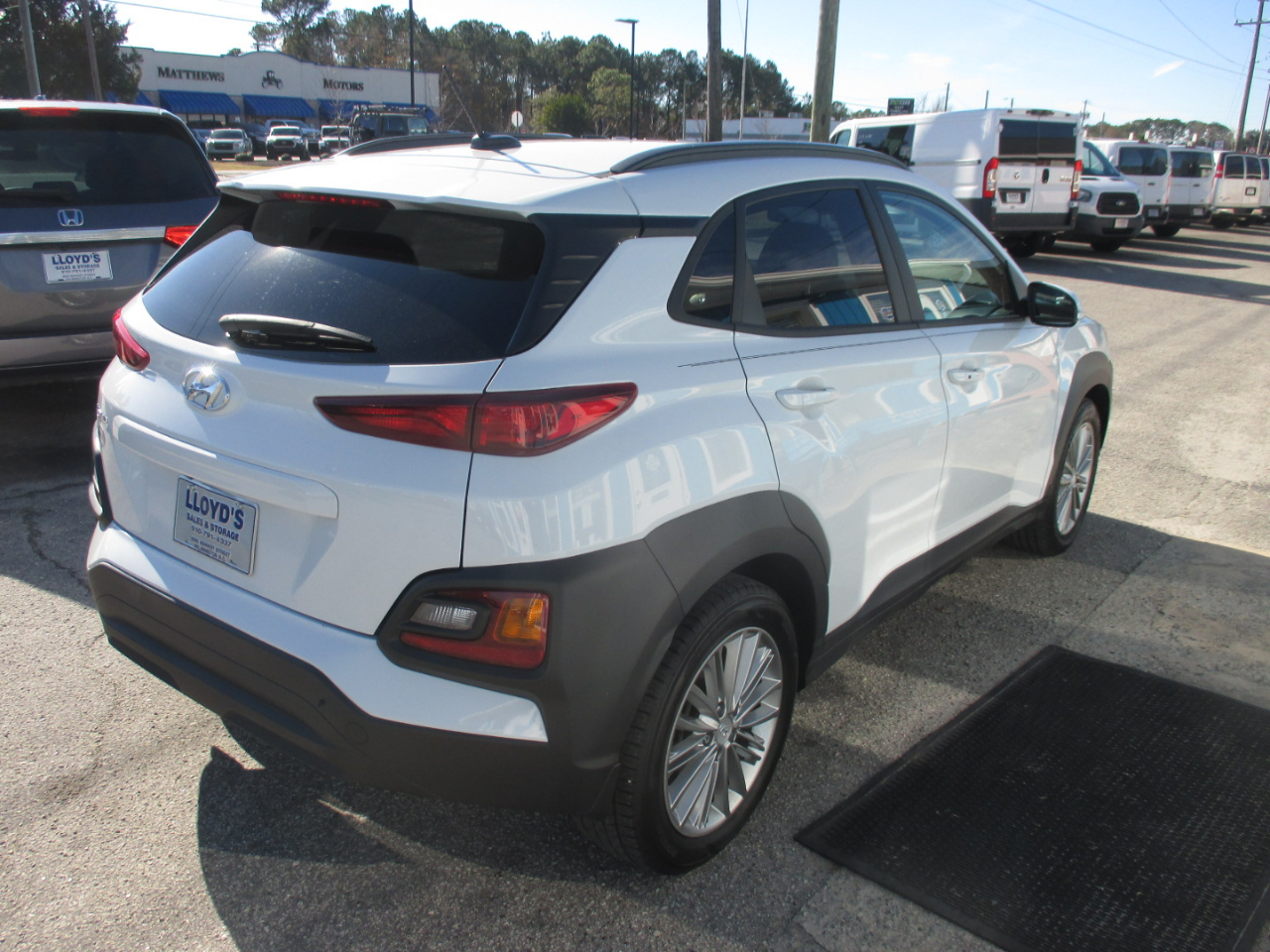 Hyundai Kona SEL Auto FWD 2021