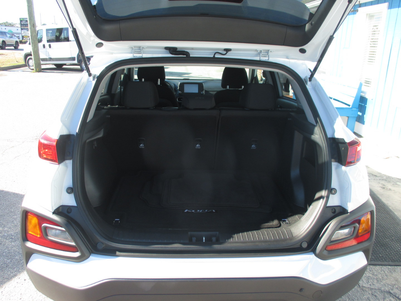 Hyundai Kona SEL Auto FWD 2021